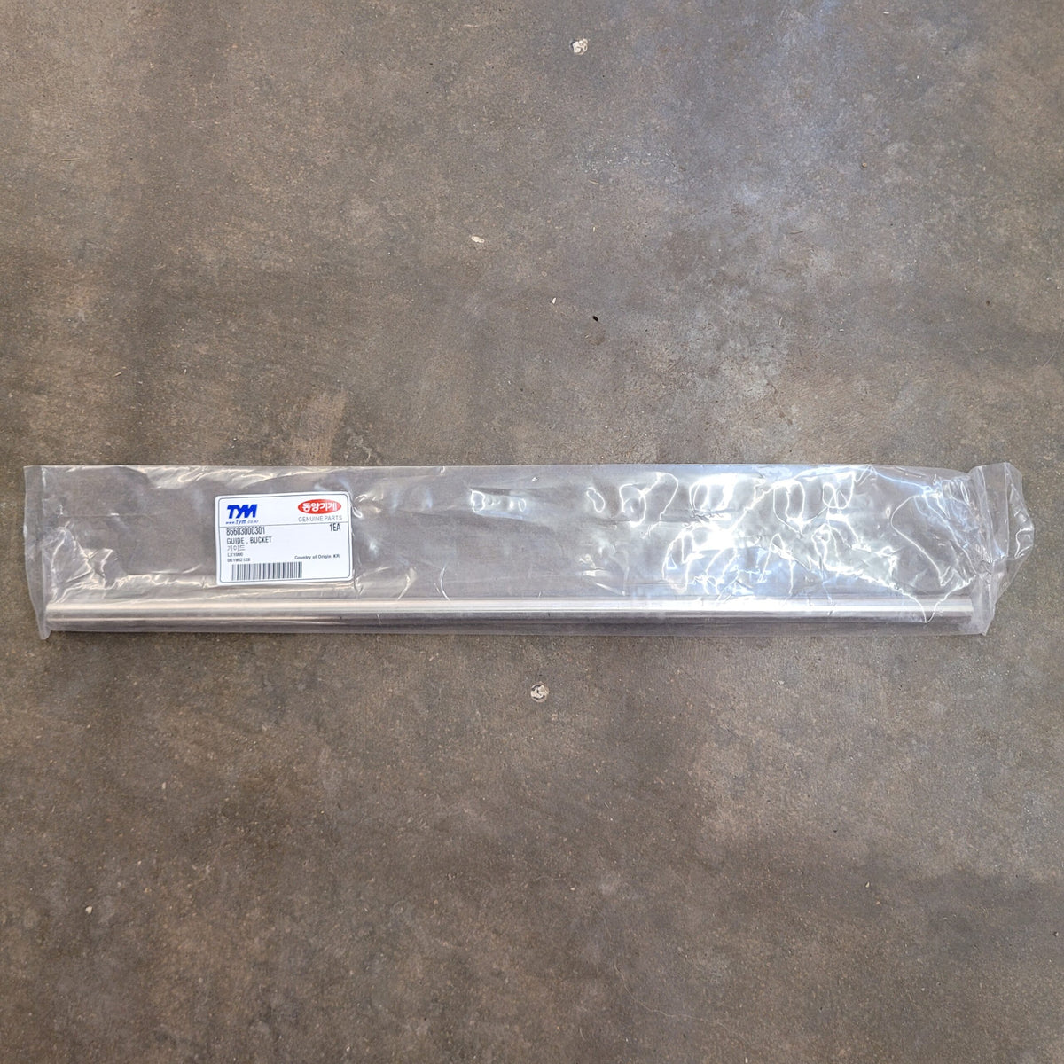 86603000301 - GUIDE, BUCKET image 0