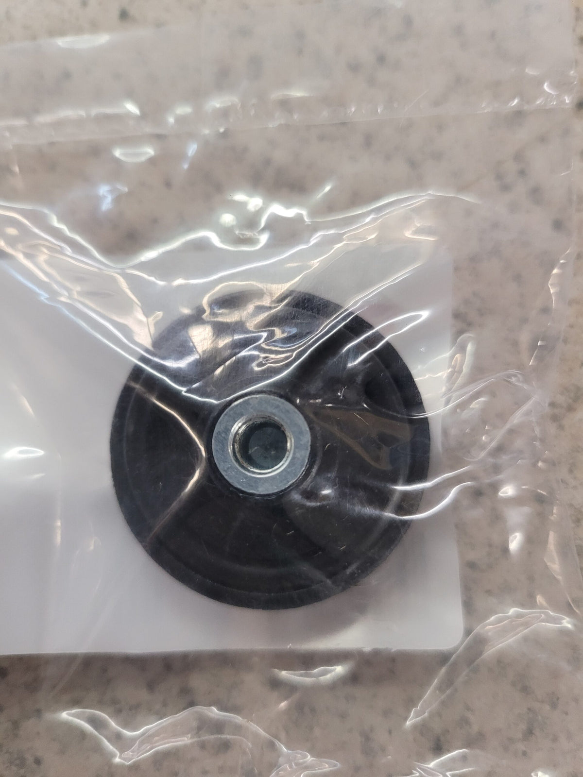 14527042500 - NUT, COMP GLASS image 0